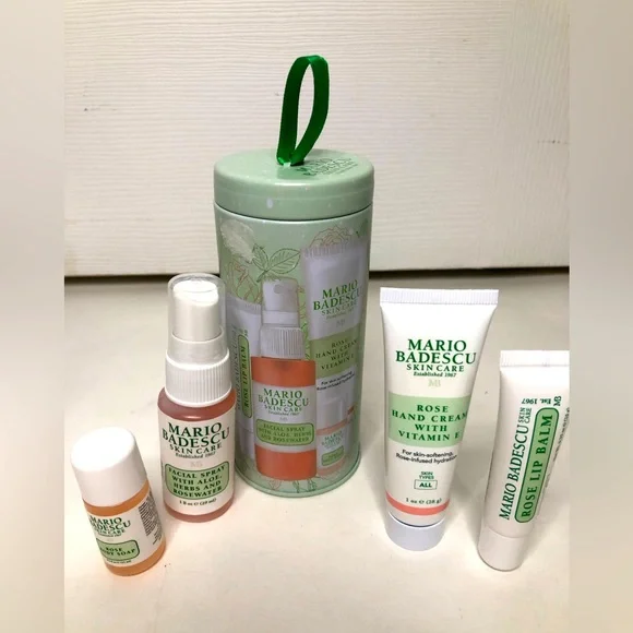 Mario Badescu winter glow essentials 4 piece essentials gift‎ set New in tin