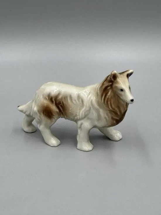 Vintage Porcelain Collie Figurine Glossy Brown Dog 3.5” Long