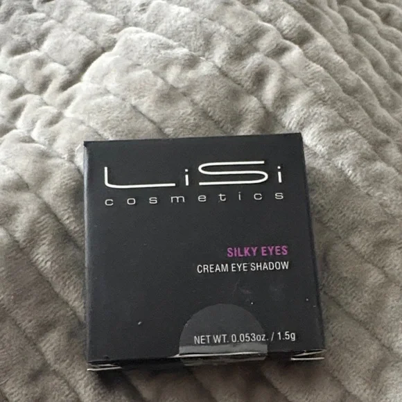 LiSi Cosmetics Metallic Cream Eye Shadow