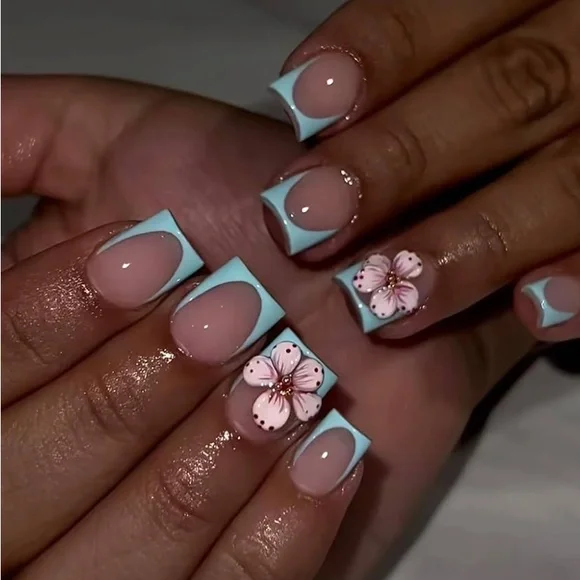 Floral Blue French Tip Nails‎