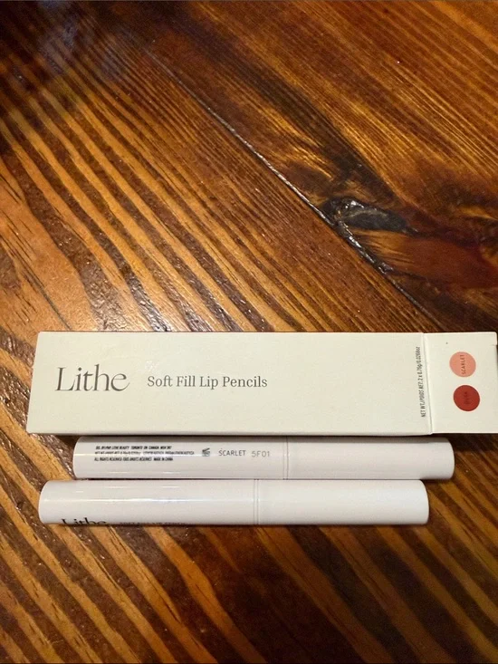 Lithe Soft Fill Lip Pencils - Scarlet (2 pc)