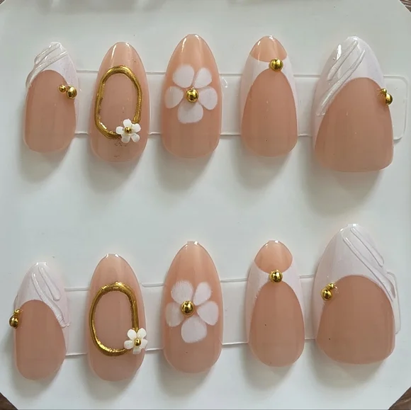 Nude & White 3D Floral Press-On Nails | Gold Frame Accents | Size Medium