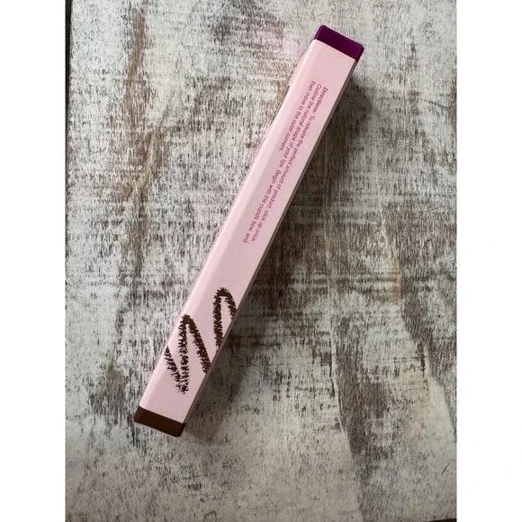 Beauty Creations Plump & Pout Plumping Lip‎ Liner – Attracted To U (PPLLW-5)