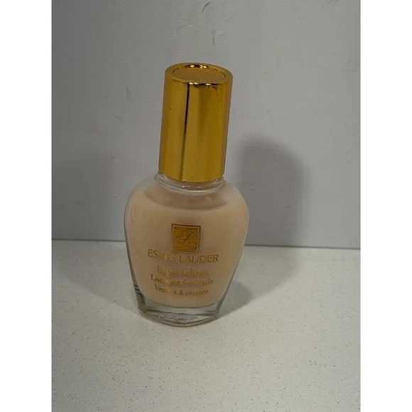 Estee Lauder High Gloss Lacquer for Nails‎ 33 White Petal 0.2oz Mini Shimmer