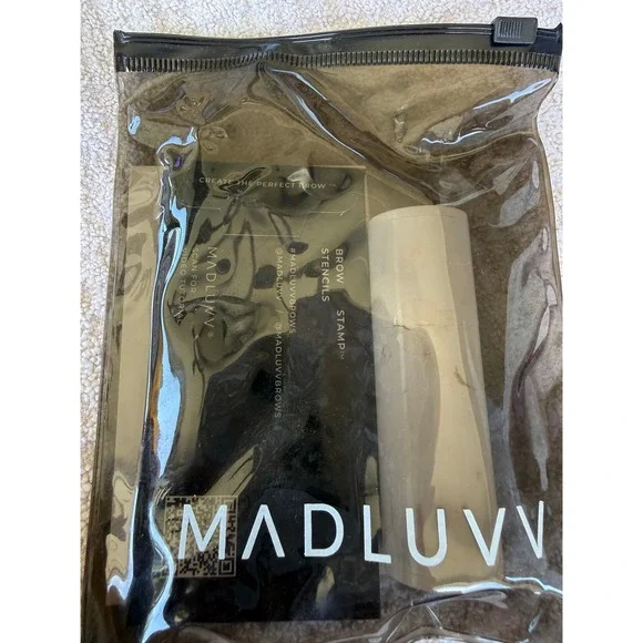 MADLUVV Brow Stamp Kit Brunette Eyebrow Stencil Set Water Resistant Makeup Pouch