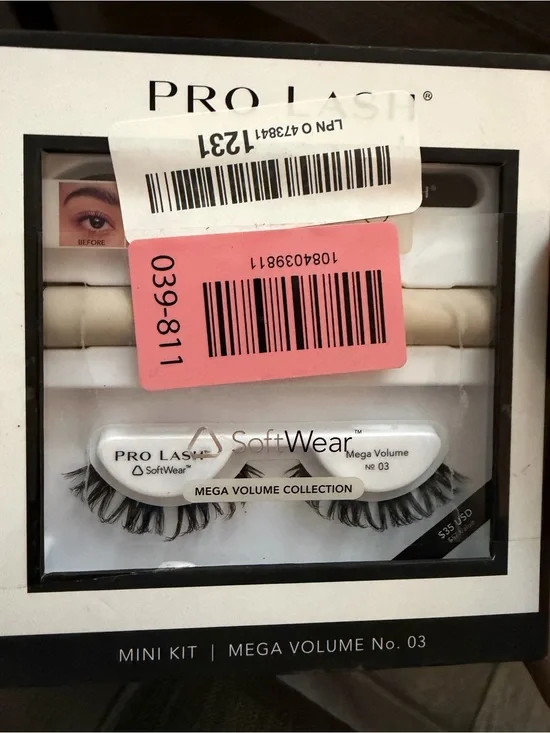 NIB Pro Lash Mini Kit Mega Volume No. 03