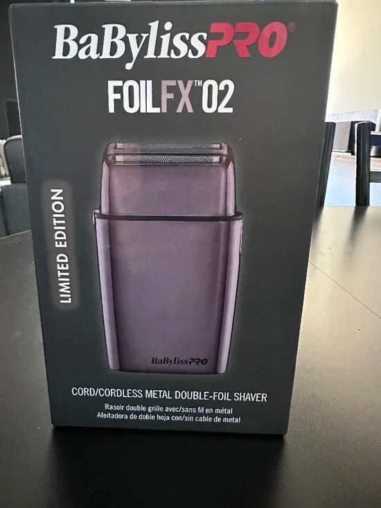 BaBylissPRO® FOILFX02™ Cord/Cordless Metal Double-Foil Shaver Purple