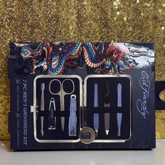 Ed Hardy 7 pieces  Men’s Grooming Kit navy blue color