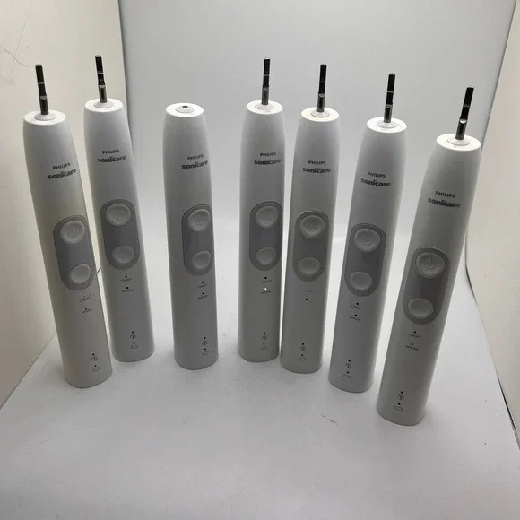 Lot of 7 Philips Sonicare Toothbrush Handle Unisex OS White HX686W‎ Parts Only