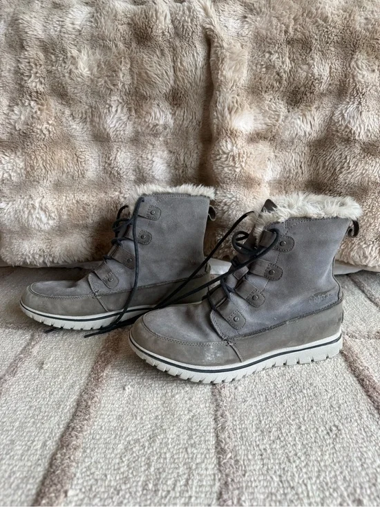 SOREL Women's Gray Faux-Fur Winter Ankle Boots - Waterproof - Size 10