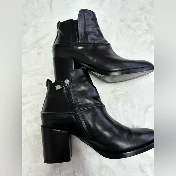 Alberto Fermani Black Leather Ankle Boots