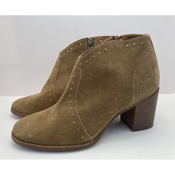 FRYE‎ Nora Studded Suede Ankle Bootie Side Zip Sand Tan Women's Size 7.5