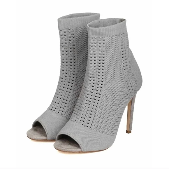 NWT Charles DAVID Elnora  Knitted Stiletto Sock Bootie