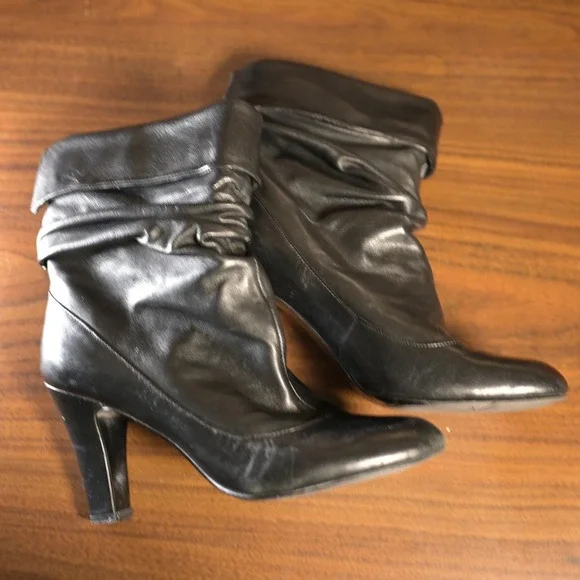 Nine West Black Leather Slouchy Cuffed Ankle Boots Heels Women 5.5M