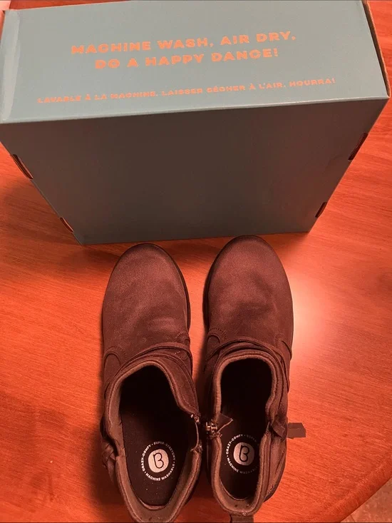 Bzees Women Brown Ankle Boots