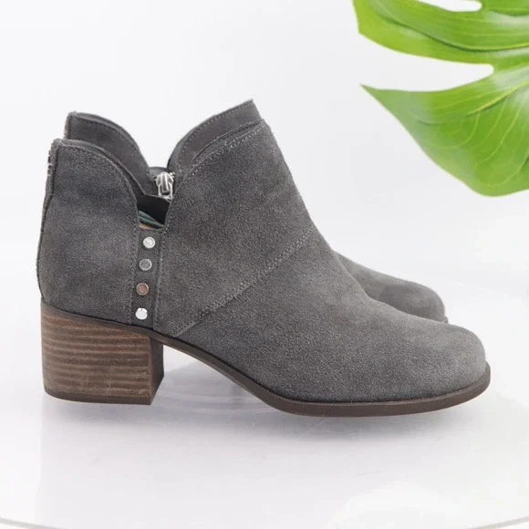 UGG Koolaburra Womens Sofiya Boots Size 8.5 Gray Suede Block Heel Studded Bootie