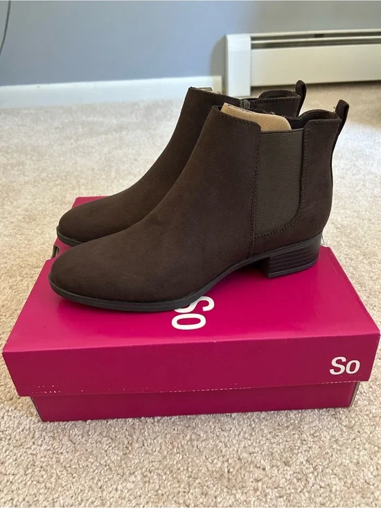 Women’s Ankle Boots in Dark Brown
