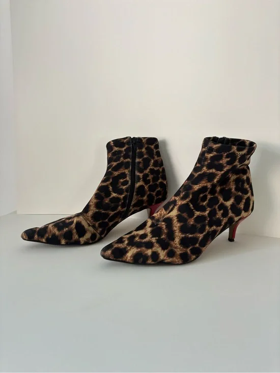 Women’s Betsey Johnson Leopard Print Pointed Toe Ankle Boots - Brown