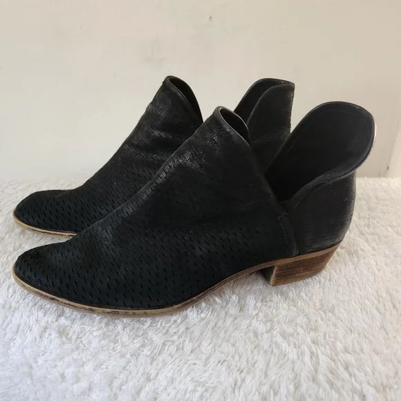 Lucky Brand Basel Black Perforated Leather Ankle Booties V-Cutout‎ Size 11M/41