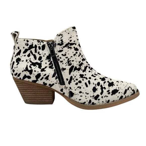 Very Volatile Women's Haircalf Gracemont Ankle Booties Size 8 Chocolate Chip