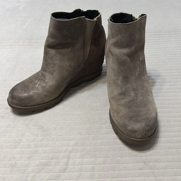 Sorel Boots Womens 9 Taupe Joan Of Arctic Wedge II Booties Leather NL3365-240