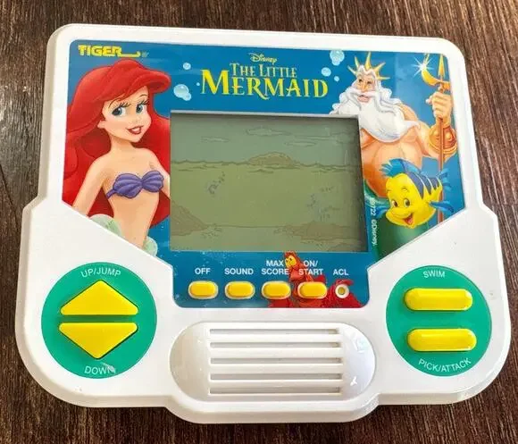 Hasbro Tiger Electronics The Little Mermaid Handheld LCD Video Game 2020 EUC Toy