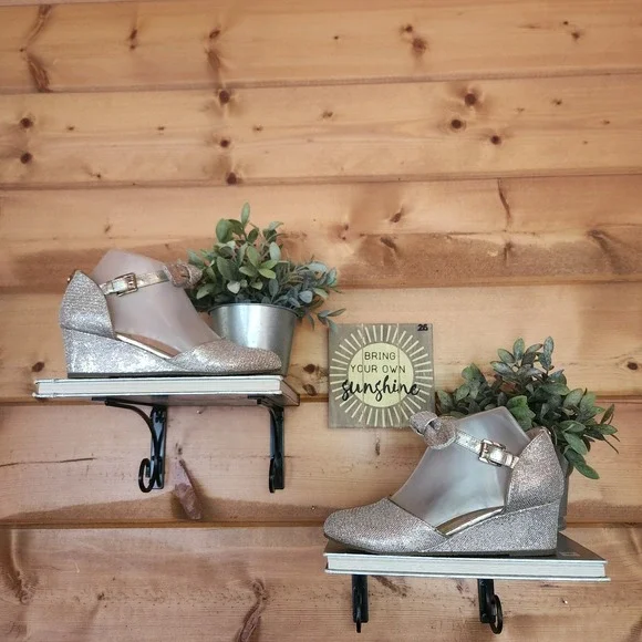 M. Michael Kors Bijou Seti Silver Sand Sparkle Wedge Heel Shoes Mary Jane Size 6