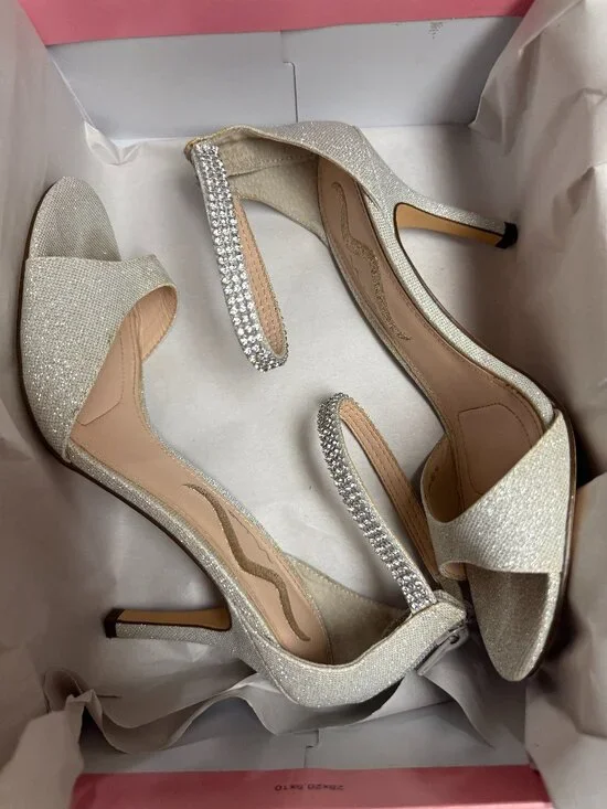 Nina Varetta Silver Bliss Rhinestone Ankle Strap Heels Size 7.5M Wedding Prom