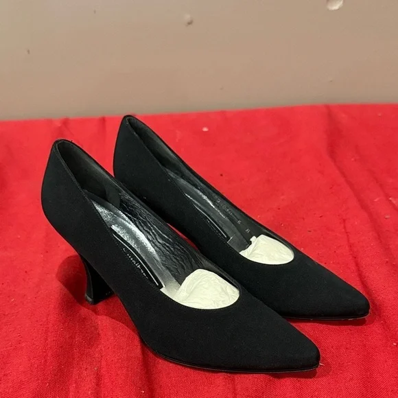 Stuart Weitzman Classic Black Heels