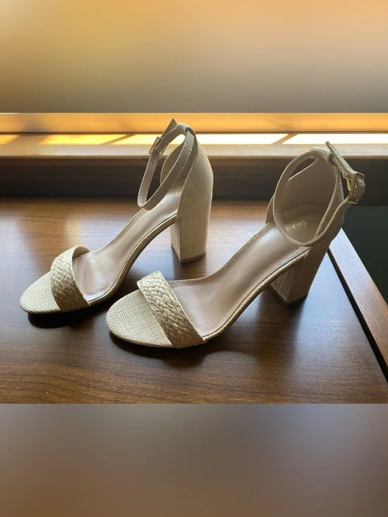 Coasis 3.5” Raffia block heels