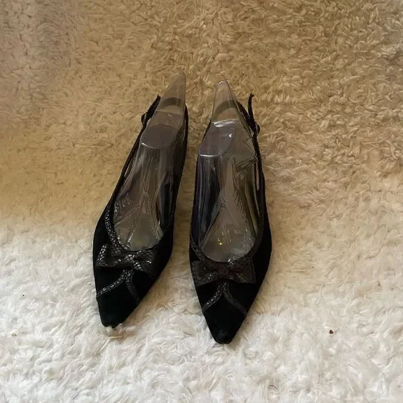 Merona Leather Suede Black with fabric bow and trim sling back3”heels shoes SZ10
