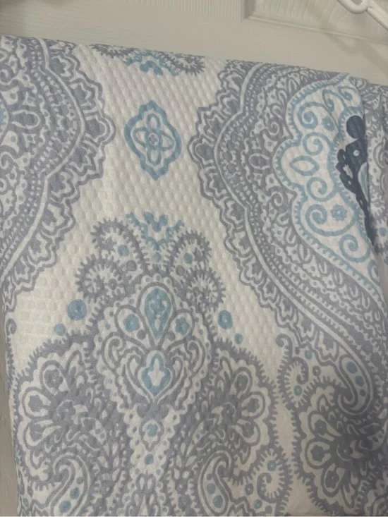 Blue and Gray Paisley Quilt Cover