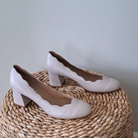 NWOT French Sole‎ FS/NY Womens Wave Beige/Nude Leather Pump Heels S-7.5