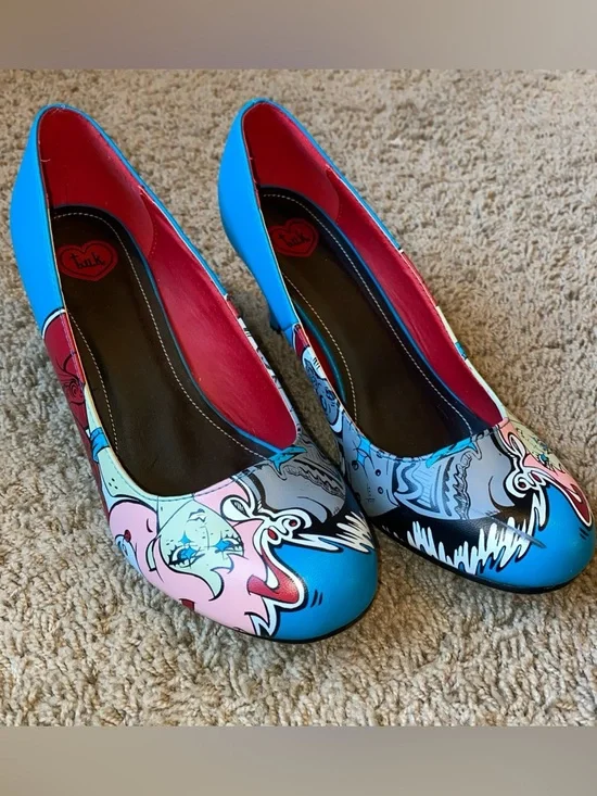 T.U.K. Comic Heels Womens Size 9 Teal Anime Emo Pop Art Graphic Cone Pumps