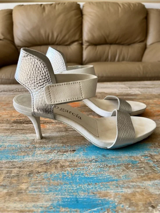 Pedro Garcia Silver and Cream Two-Strap Heeled Sandal Size 40.5/10 1/2