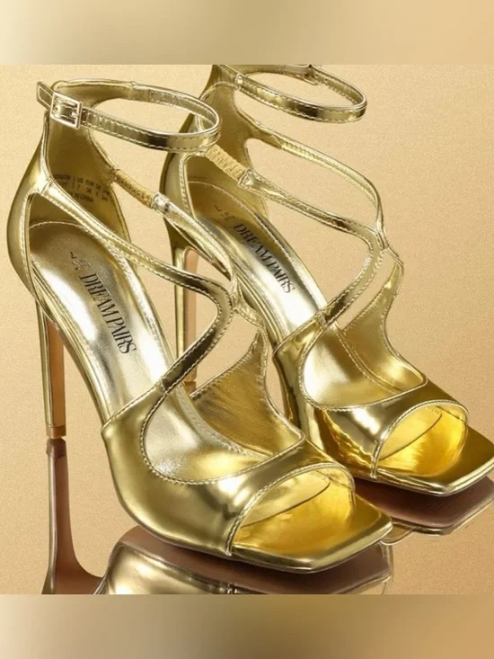 🔥Gold Strappy Sandals