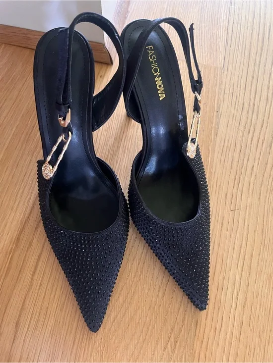 Fashion Nova Black Studded Pointed Slingback Heels with Gold Accents