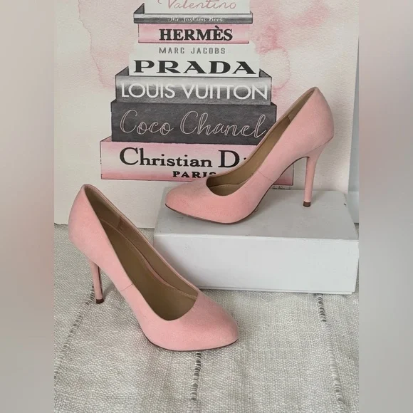 Zara Trafaluc Stiletto 4” Heels Faux Suede Round Pointy Toe Blush Pink Size 6