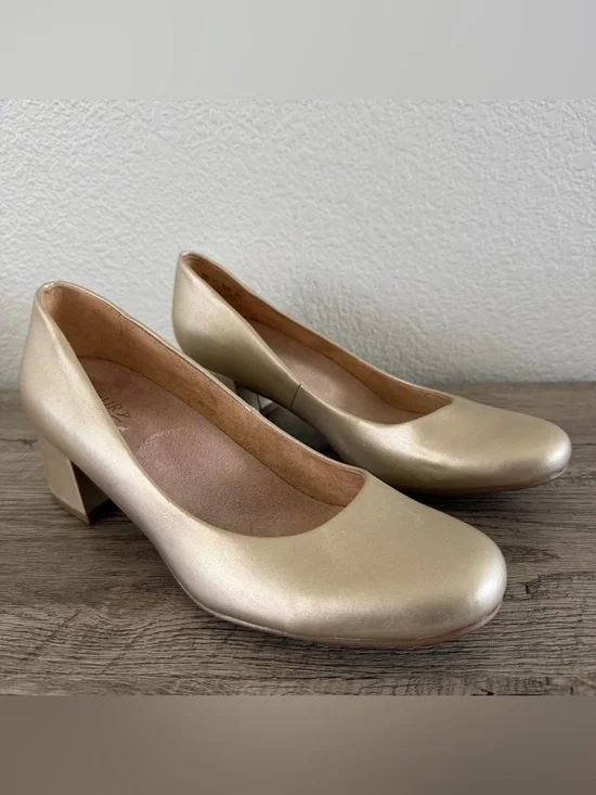 Naturalizer‎ Donelle Closed Toe Classic Dress Pumps Gold Champagne Women's 9.5M