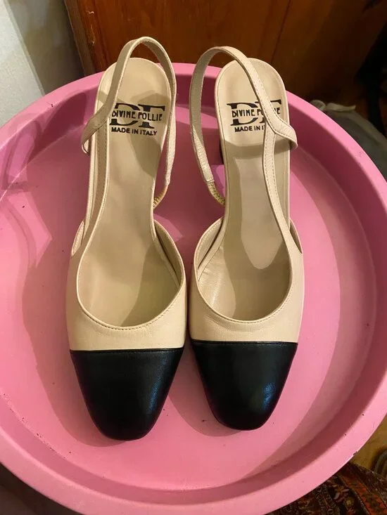 Divine Follie beige/black slingback heels