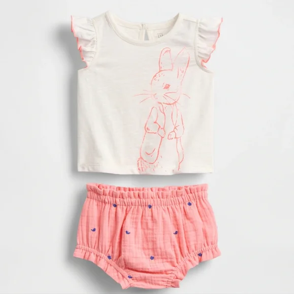 NWT Gap Baby Girl's Peter Rabbit  T Shirt Outfit Set Size 6-12 M