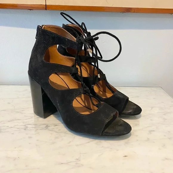 Aldo Astievia Lace Up Heels Size 8 VGUC