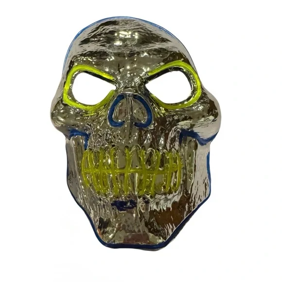 NWOT Light Up‎ Silver Skull Boys Face Mask 3 Light Settings Halloween Cosplay