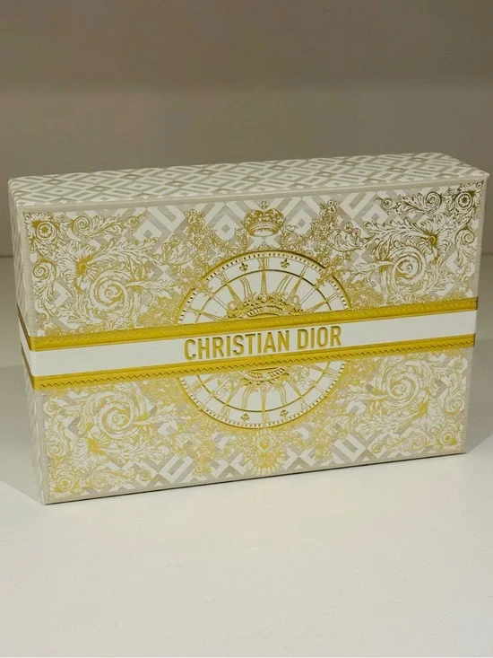 Dior Beauty Holiday 2024 Gift Box in White & Gold