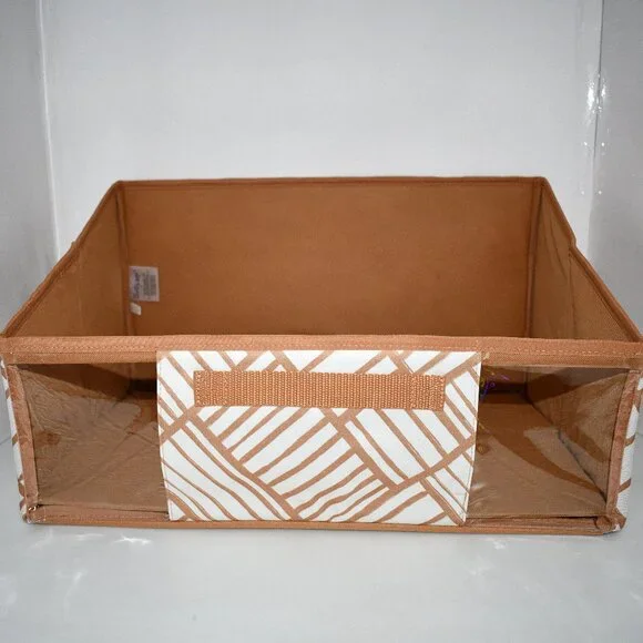 Thirty One  Shelf Storage Bin  in  Fawn Patchwork  NWT