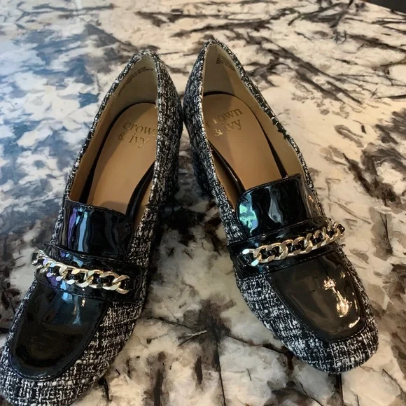 Crown& Ivy buckle loafer heels.‎ Worn about 5x