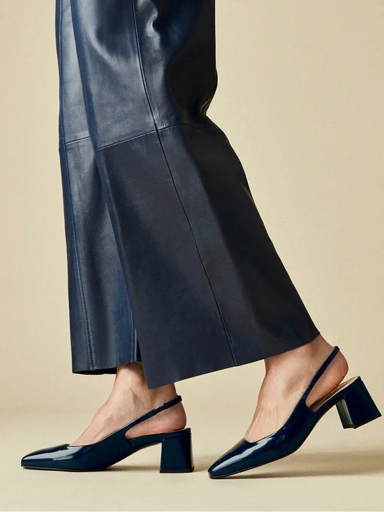 INEZ Coco in Midnight Abrasivato Size 9 Leather Slingback Heel Navy Blue Chic