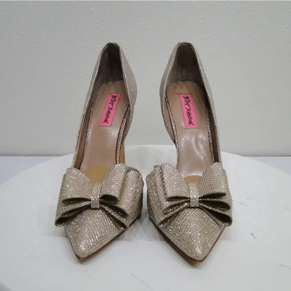 Betsey Johnson Parisss Champagne Gold Glitter Bow‎ Pointed Toe Pumps 8.5