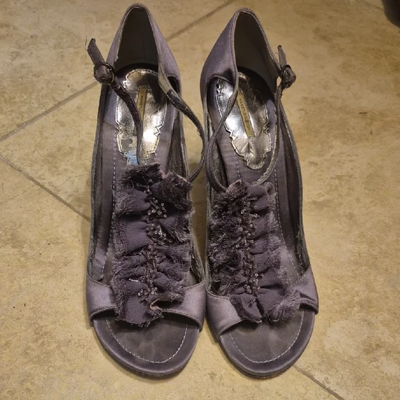 MAX STUDIO satin Beaded Chiffon Ankle Strap Heels 6.5 Dusty Lilsc Open Toe Shoes