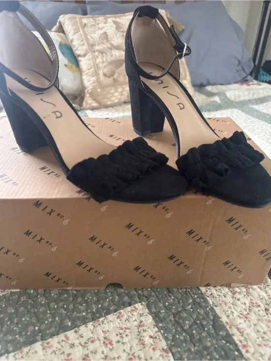 Mix No. 6 Black Ruffle Ankle-Strap Block Heels
